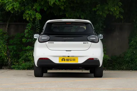 纯电小型SUV，5.88万起售，纳米01专为女性同胞们打造！