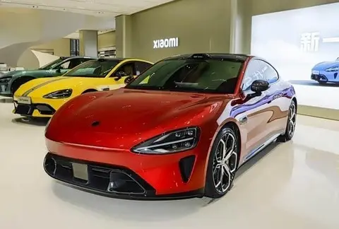 新增砂陶米内饰 小米SU7再推低饱和暖色系